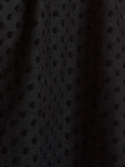 Ana Hame, Musta Dot