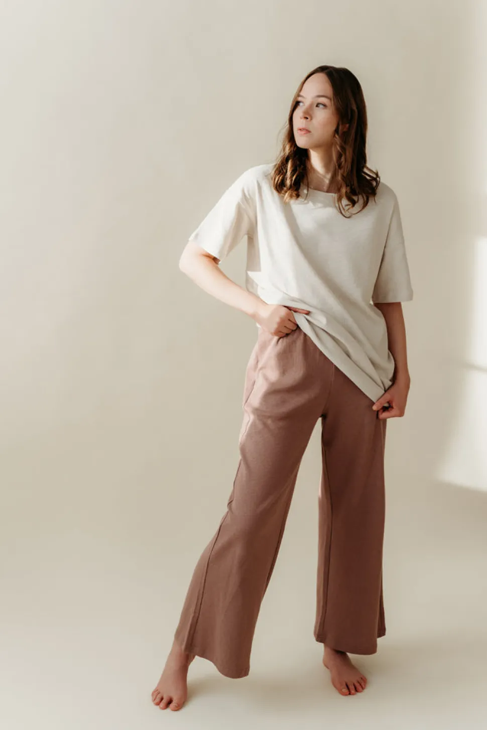 Asha Paita, Beige