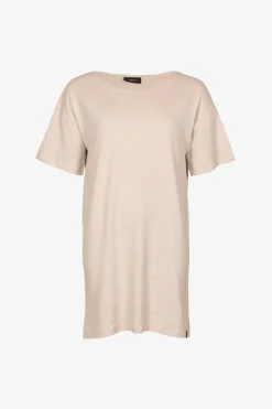 Asha Paita, Beige