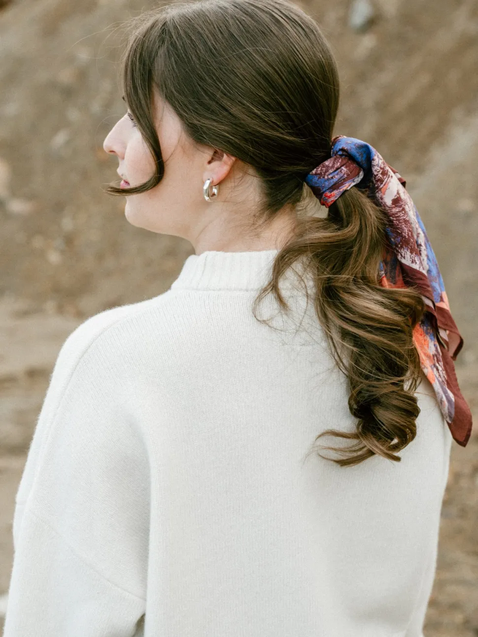 Bess Neulepaita, White