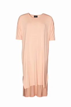 Carly Mekko, Apricot