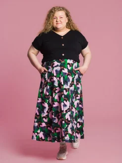 Celene Toppi, Musta