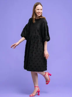 Elena Mekko, Black Big Dot