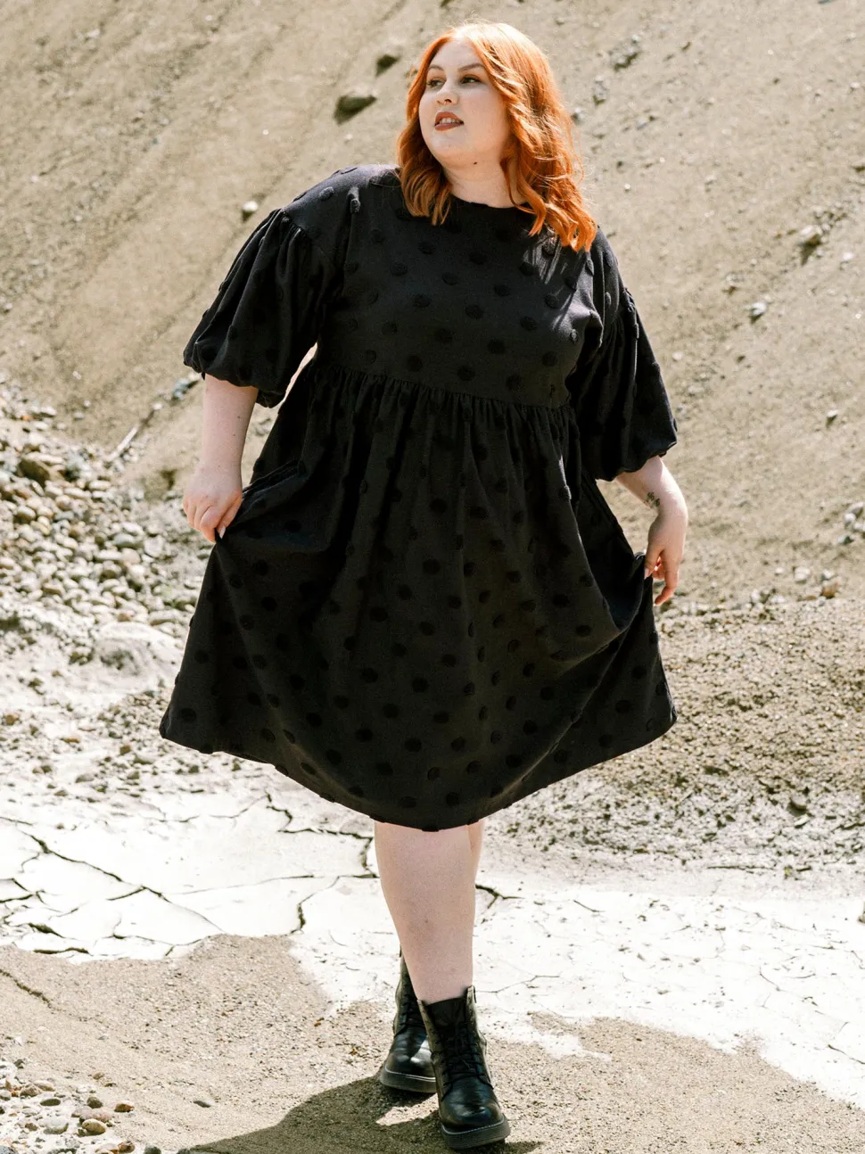 Elena Mekko, Black Big Dot