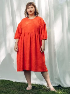 Elena Mekko, Square Red