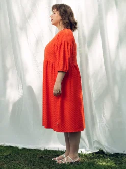 Elena Mekko, Square Red