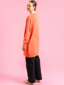 Iida Neuletunika, Coral