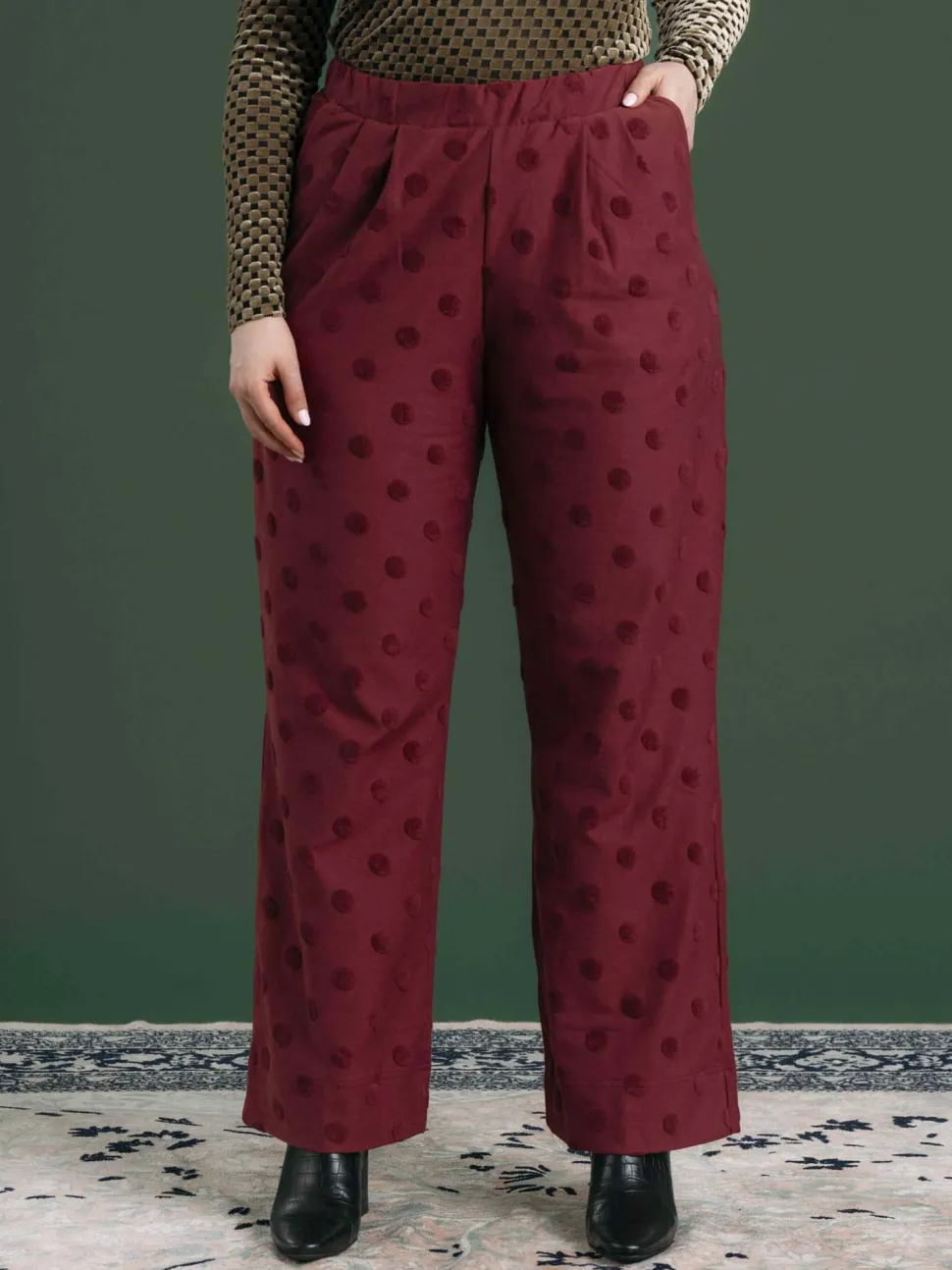 Jill Housut, Wine Red Big Dot