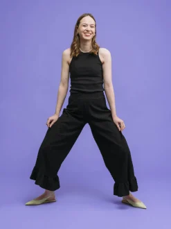 Lana Housut, Musta Dot