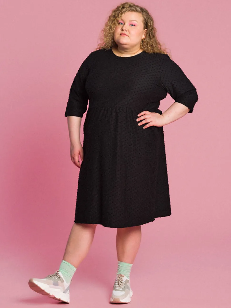 Marisa Mekko, Musta Dot