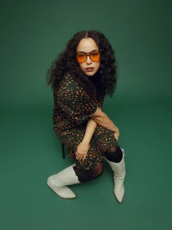 Marisola Mekko, Leo Green