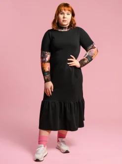 Orla Mekko, Musta