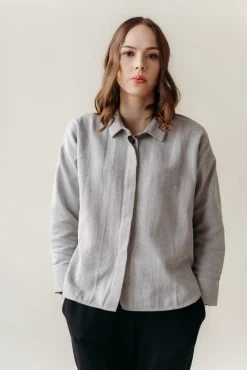 Stella Pusero, Grey