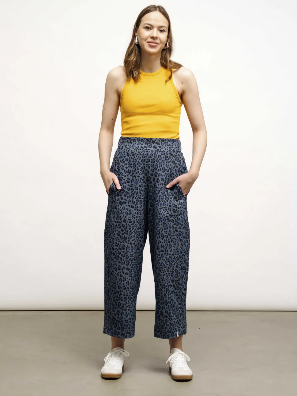 Tiffany Housut, Leo Denim