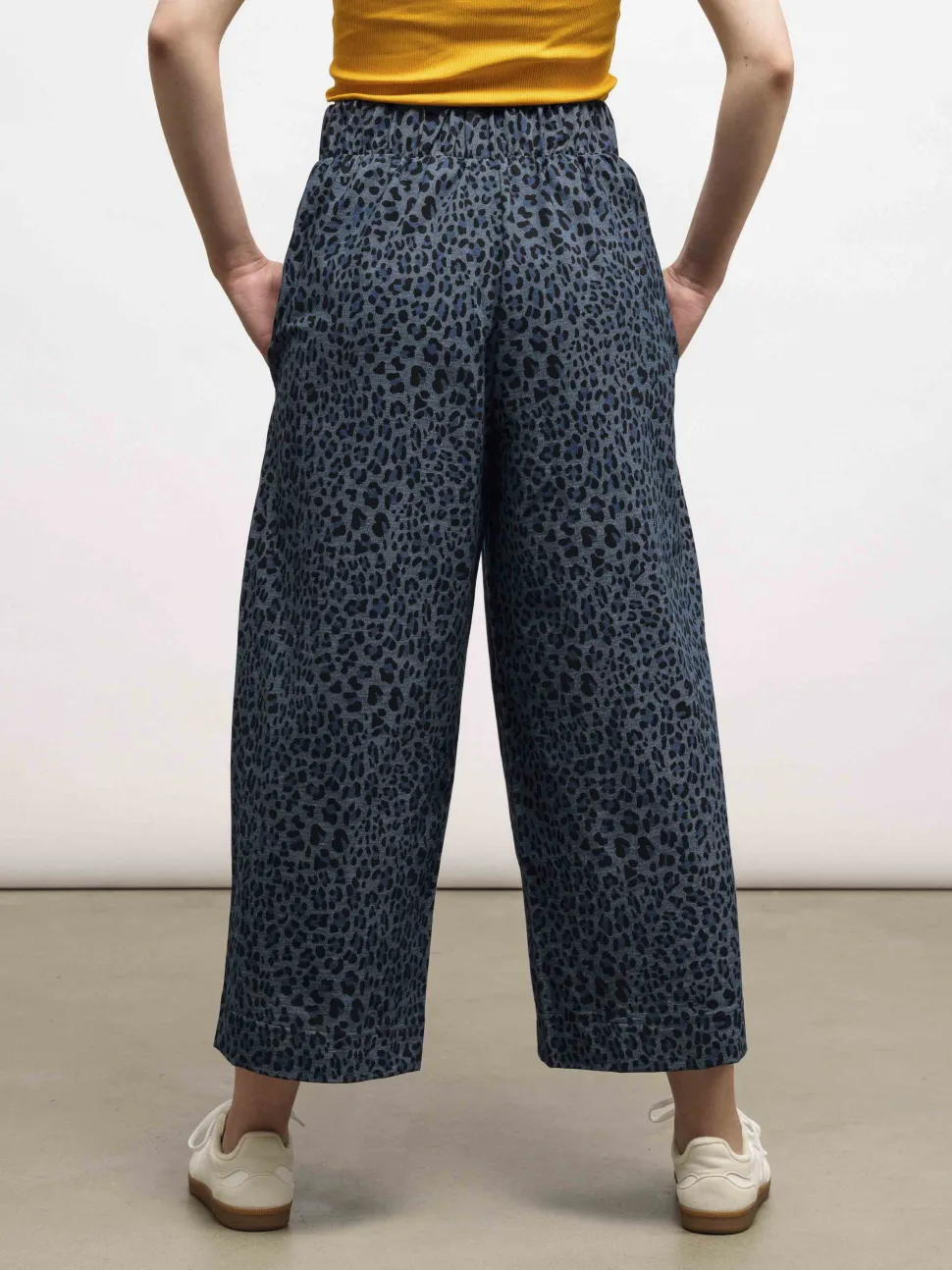 Tiffany Housut, Leo Denim