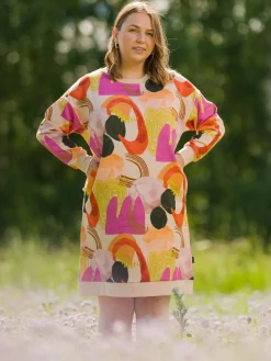 Tina Mekko, Dancing Shapes