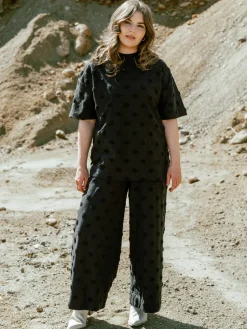 Trine Paita, Black Big Dot